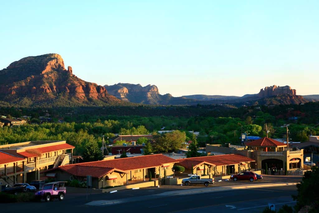Photo of a shopping center in Sedona, AZ